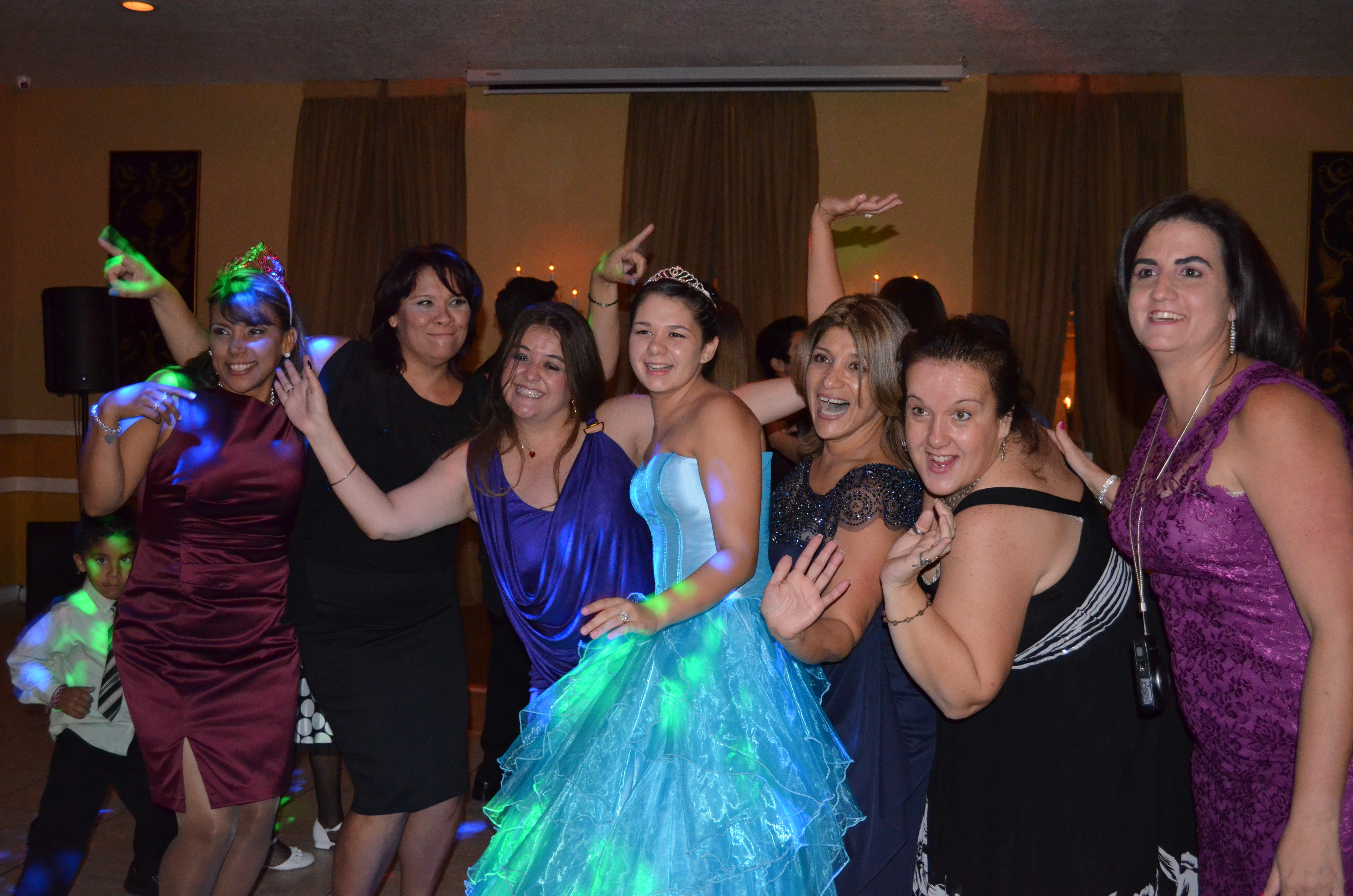 banquet-halls-in-miami-aries-15th-birthday-party