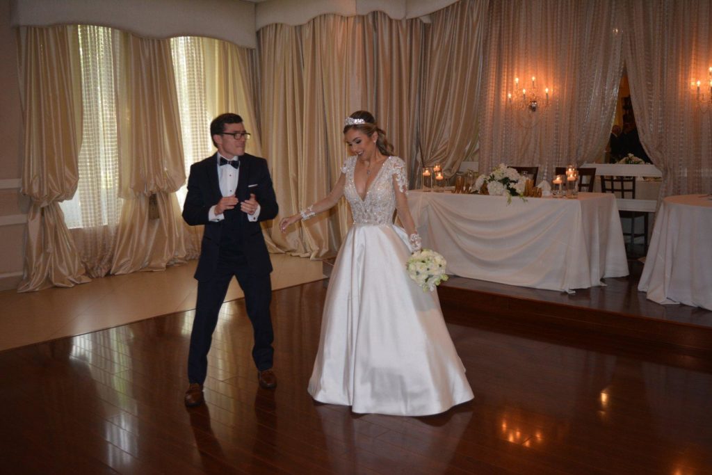 68325241 2535287323194780 6218981137004363776 O Wecompress Com | Luis And Alexa's Rustic Wedding Reception | Real Weddings