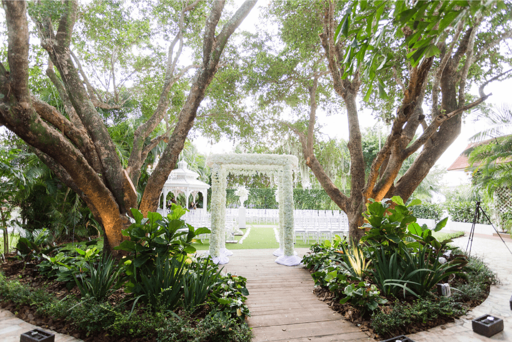 Grand Salon Receptional Hall Outdoor Wedding Venue