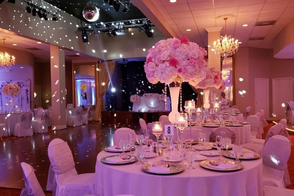 Dance floor and tables for Quinceañera
