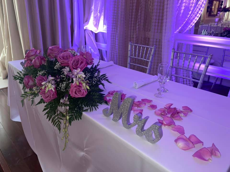 Mr And Mrs Perez Table Banquet H | Mr And Mrs Perez On Their Magical Day | Real Weddings