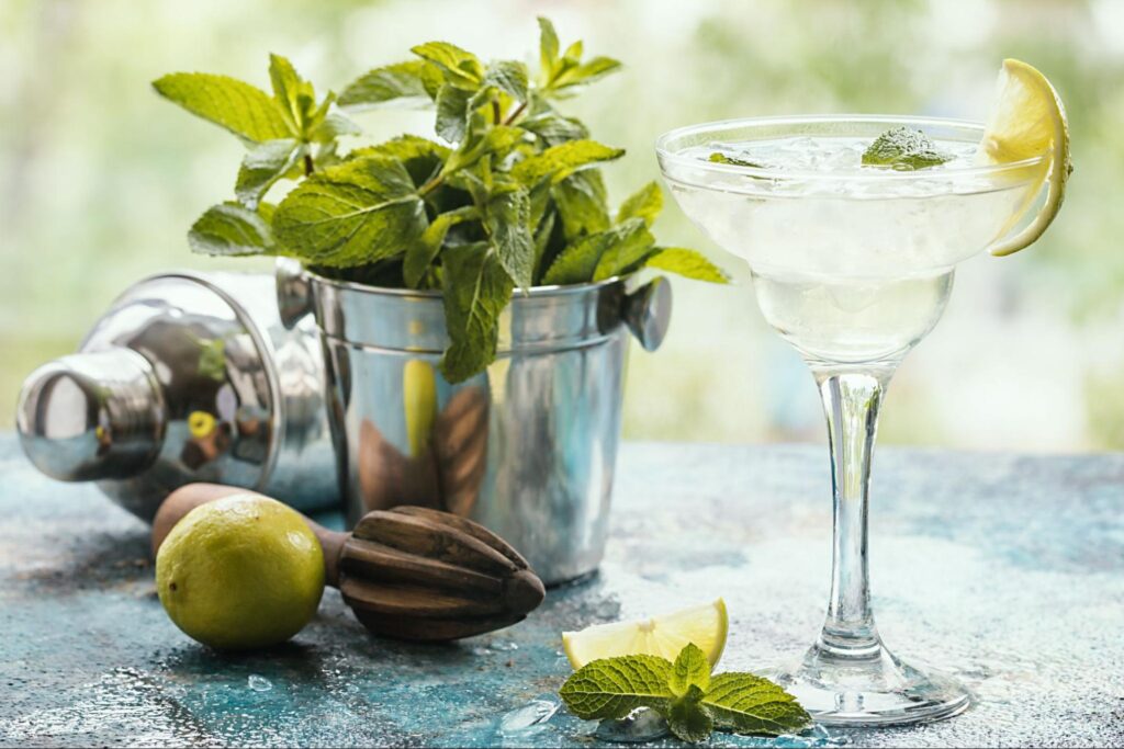 List Of Cocktails Wedding | 10 Wedding Cocktails To Love: Celebrate In Style At Grand Salon Reception Hall | Banquet Halls In Miami